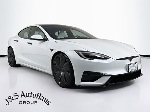 Used 2026 Tesla Model S Plaid AWD/4WD image 1