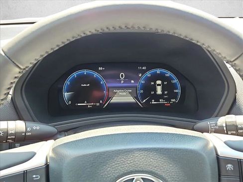 Used 2025 Toyota Grand Highlander AWD image 12