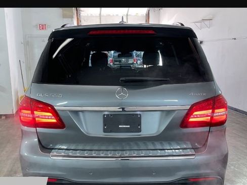 Used 2018 Mercedes-Benz GLS 550 4MATIC image 4