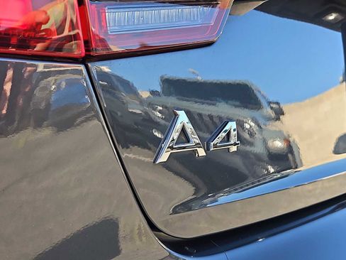 Used 2018 Audi A4 2.0T Ultra Premium image 12