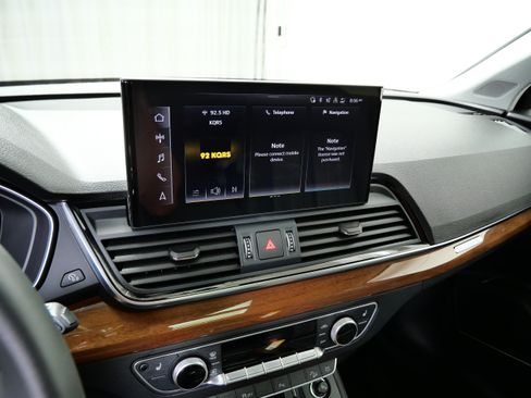 Used 2023 Audi Q5 2.0T Premium Plus w/ Premium Plus Package AWD/4WD image 20