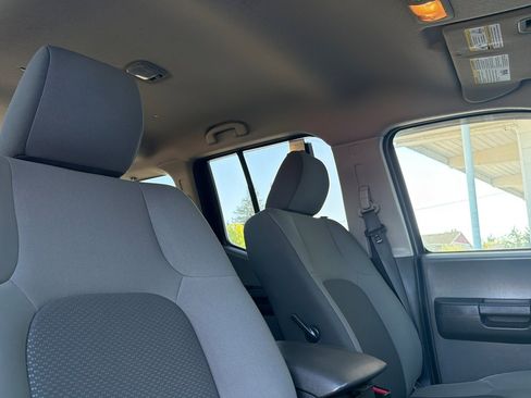 Used 2013 Nissan Xterra S AWD/4WD image 14