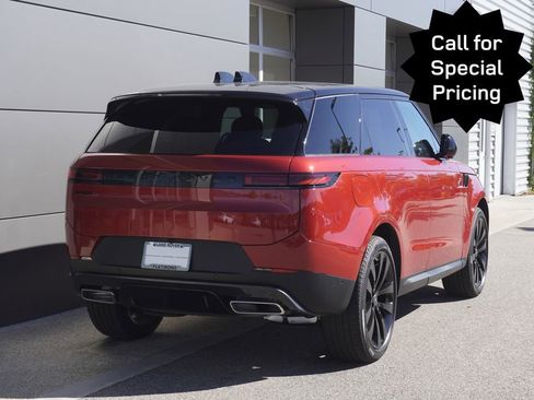 New 2025 Land Rover Range Rover Sport SE AWD/4WD image 2