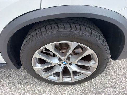Used 2023 BMW X5 xDrive40i w/ Premium Package AWD/4WD image 11