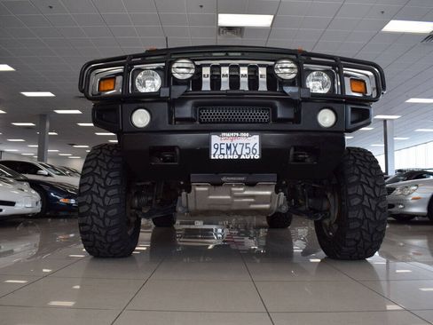 Used 2003 HUMMER H2 w/ Preferred Equipment Group AWD/4WD image 5