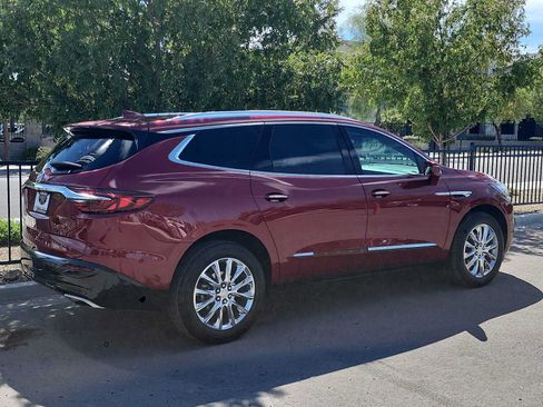 Used 2020 Buick Enclave Premium w/ Sun and Sites Package FWD image 8