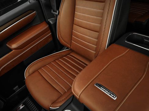 New 2026 GMC Sierra 3500 Denali Ultimate AWD/4WD image 24