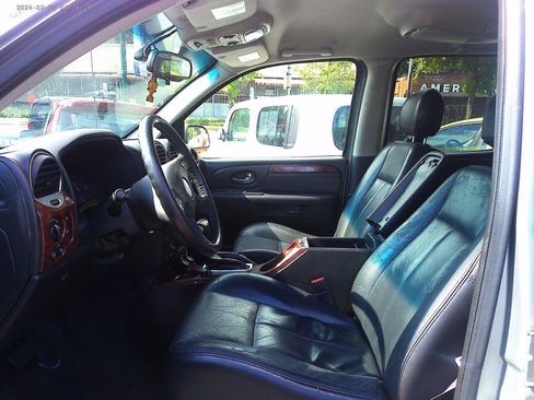 Used 2005 GMC Envoy XL SLT AWD/4WD image 7