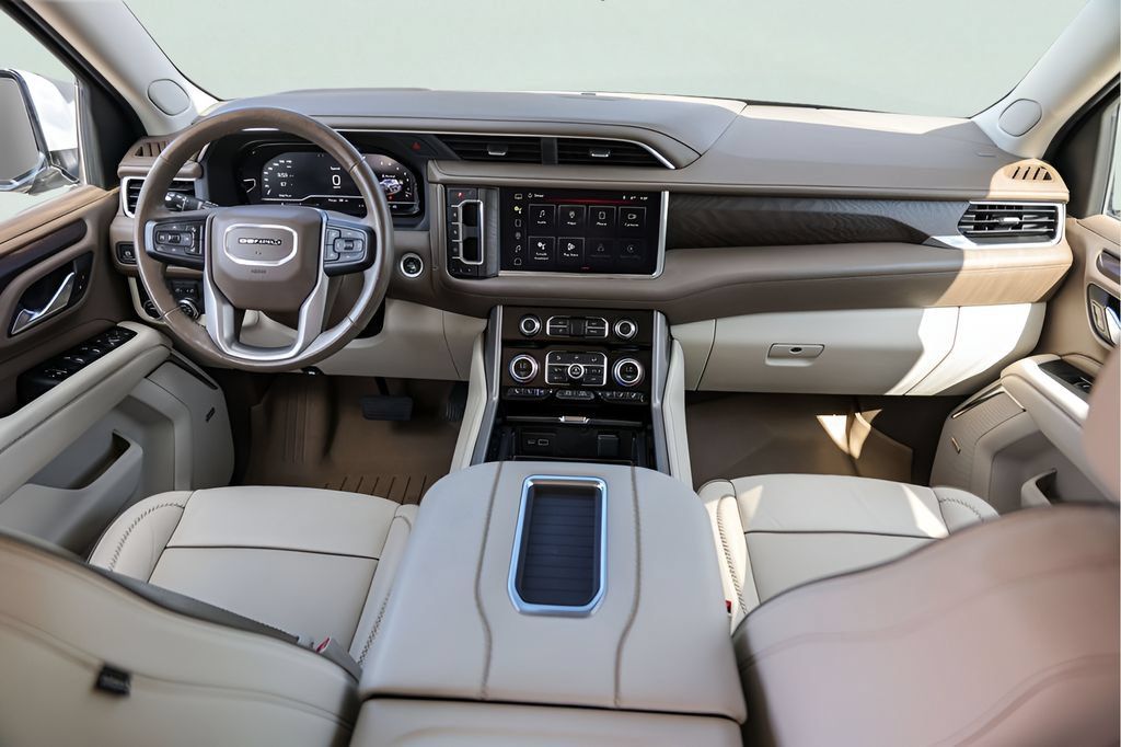 Used 2022 GMC Yukon Denali AWD/4WD image 29