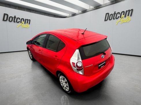 Used 2014 Toyota Prius C Four image 5