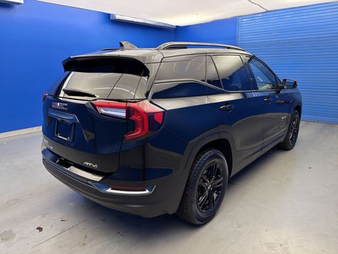Used 2023 GMC Terrain AT4 image 7