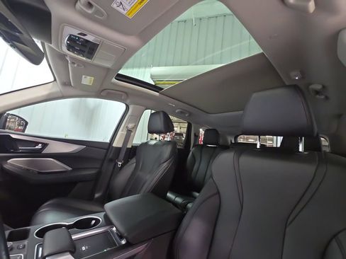 Used 2023 Acura MDX FWD image 7