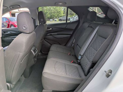 Used 2021 Chevrolet Equinox LT FWD image 14