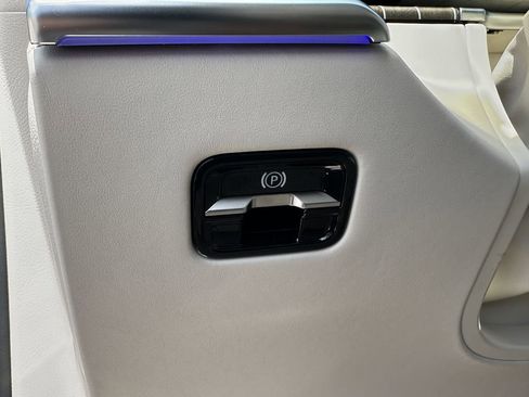 New 2025 Mercedes-Benz S 63 AMG S image 35