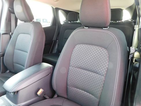 Used 2025 Ford Escape Active AWD/4WD image 14