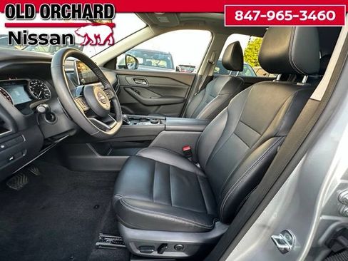 Used 2022 Nissan Rogue SL AWD/4WD image 11