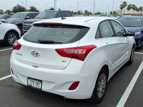Used 2016 Hyundai Elantra GT FWD image 3