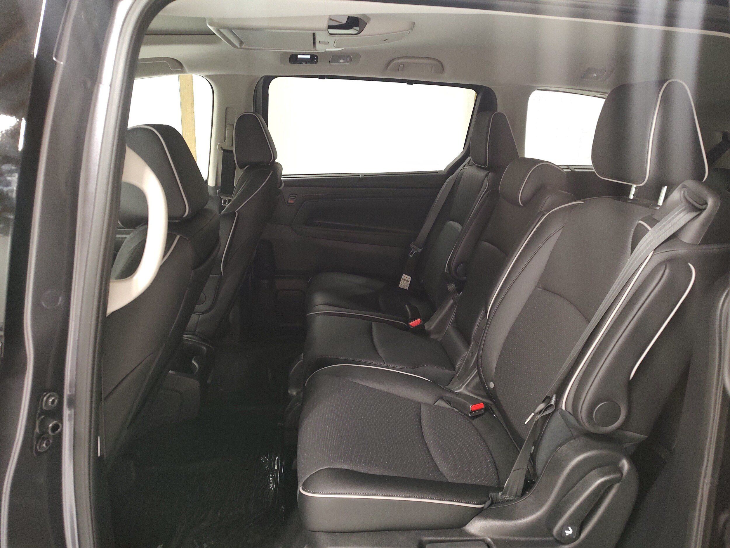 New 2026 Honda Odyssey Elite image 11