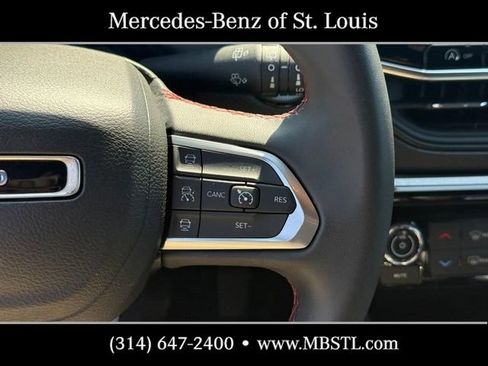 Used 2024 Jeep Compass Trailhawk AWD/4WD image 21