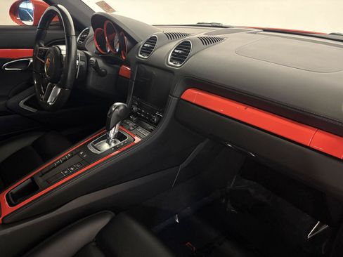 Used 2017 Porsche 718 Cayman S RWD image 37
