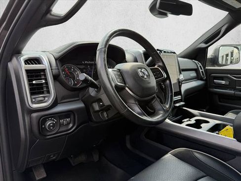 Used 2022 RAM 2500 Laramie w/ Night Edition AWD/4WD image 10