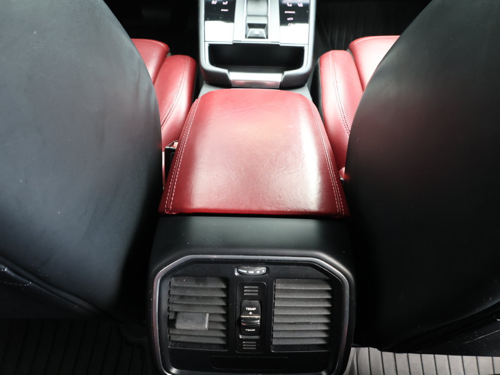Used 2023 Porsche Macan Turbo AWD/4WD image 26