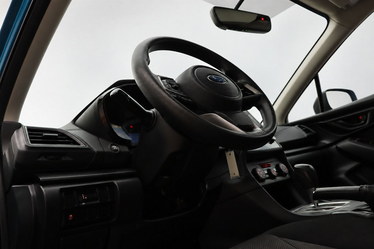 Used 2018 Subaru Impreza 2.0i AWD/4WD image 27