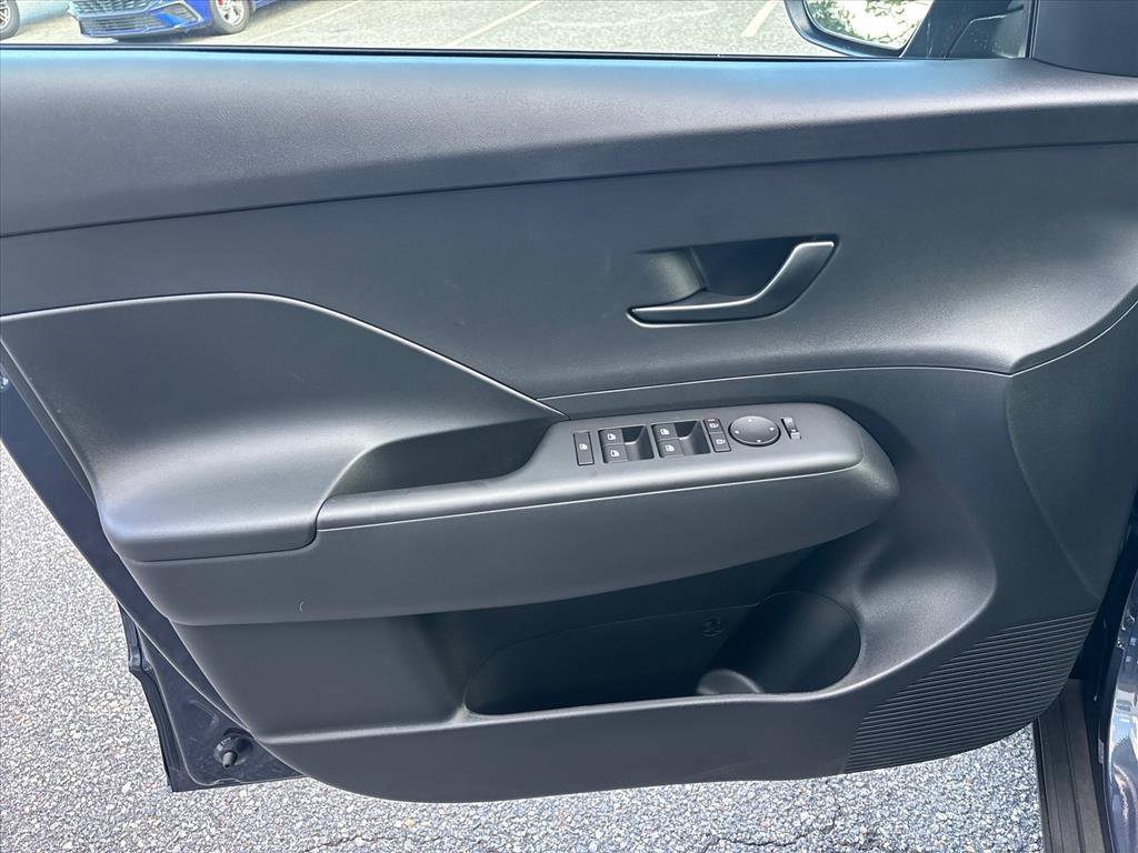 New 2027 Hyundai Kona SEL Sport FWD image 8