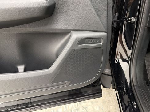 Used 2025 Honda CR-V EX-L image 30