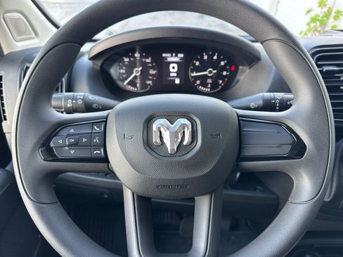 Used 2025 RAM ProMaster 2500 w/ Storage Group image 22