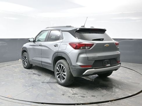 Used 2025 Chevrolet TrailBlazer LT w/ Driver Confidence Package image 12