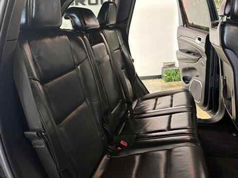 Used 2015 Jeep Grand Cherokee High Altitude RWD image 30