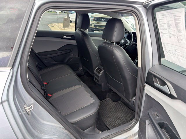 Used 2022 Volkswagen Taos SE FWD image 29