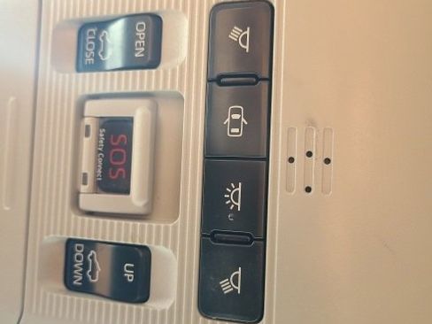 Used 2019 Toyota RAV4 XLE image 30