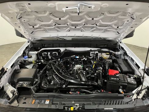 Certified 2025 Ford Bronco Outer Banks AWD/4WD image 7