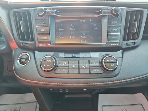 Used 2017 Toyota RAV4 SE AWD/4WD image 20