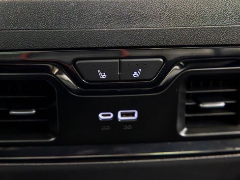 Used 2023 GMC Sierra 1500 AT4X w/ AT4X AEV Edition image 46