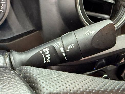 Used 2022 Toyota Tacoma TRD Sport w/ Technology Package image 13