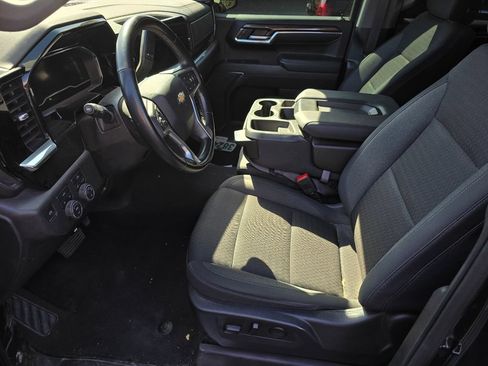 Used 2023 Chevrolet Silverado 1500 LT AWD/4WD image 13