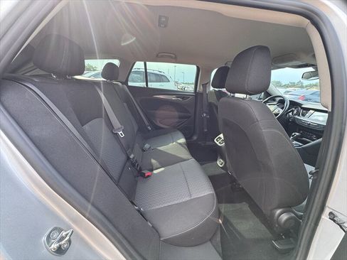 Used 2019 Buick Regal Preferred AWD/4WD image 12