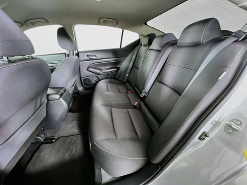 Used 2020 Nissan Altima 2.5 S AWD/4WD image 25