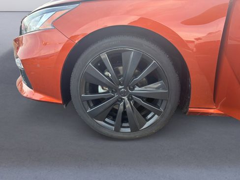 Used 2022 Nissan Altima 2.5 SR image 14