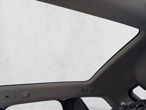 New 2025 Volvo EX90 Plus w/ Protection Package Premier image 17