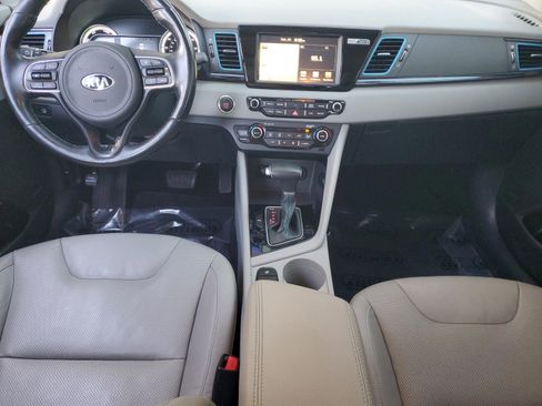 Certified 2017 Kia Niro Touring image 15
