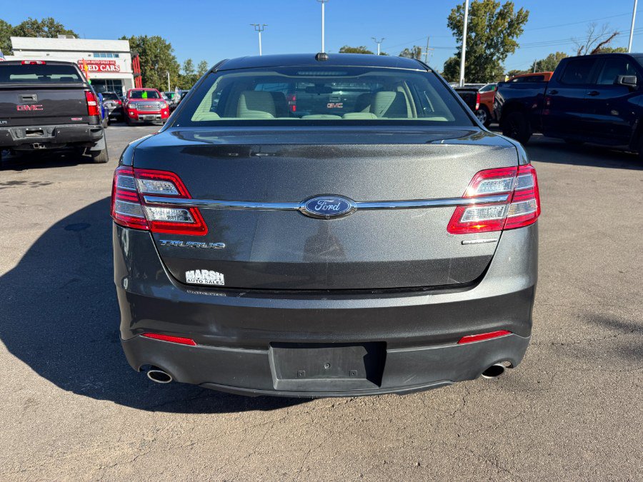 Used 2018 Ford Taurus SE FWD image 4