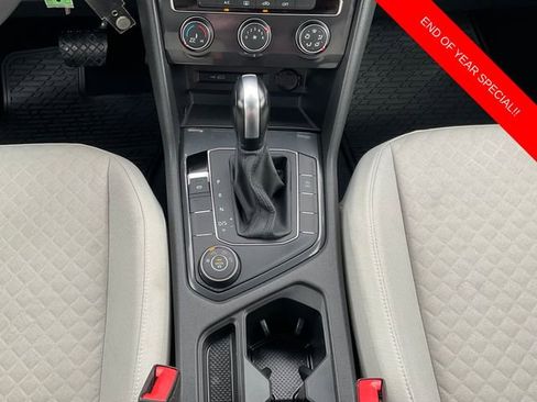 Used 2021 Volkswagen Tiguan S image 17