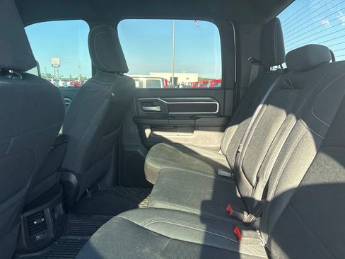 Used 2025 RAM 2500 Big Horn AWD/4WD image 15