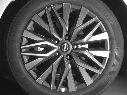 Used 2025 Nissan Altima 2.5 SV image 12