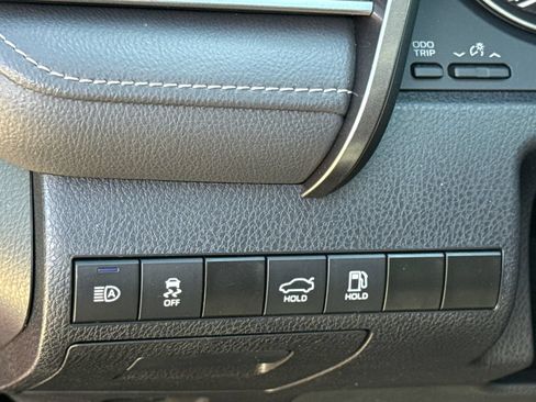 Used 2024 Toyota Camry SE FWD image 21