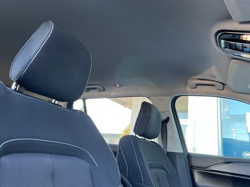 Used 2023 Jeep Grand Cherokee L Laredo image 15